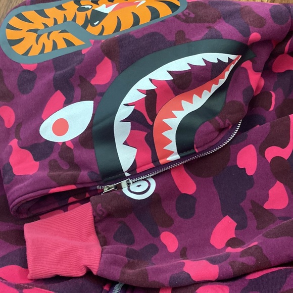 Used 1 - Picture 2 of 2